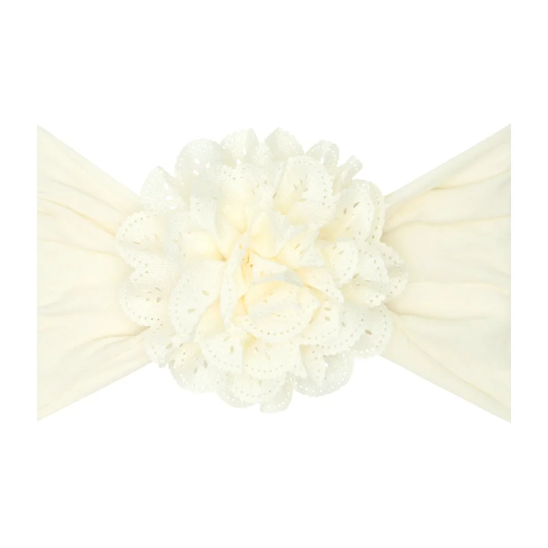 EYELET FLOWER: ivory